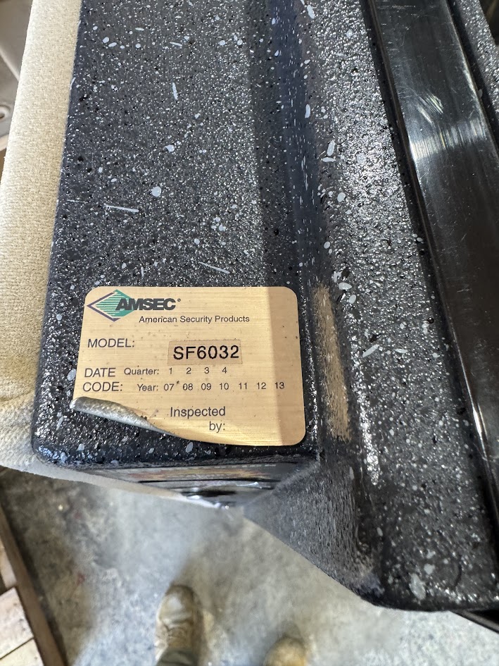 Amsec SF6032 Gun Safe - Used 6